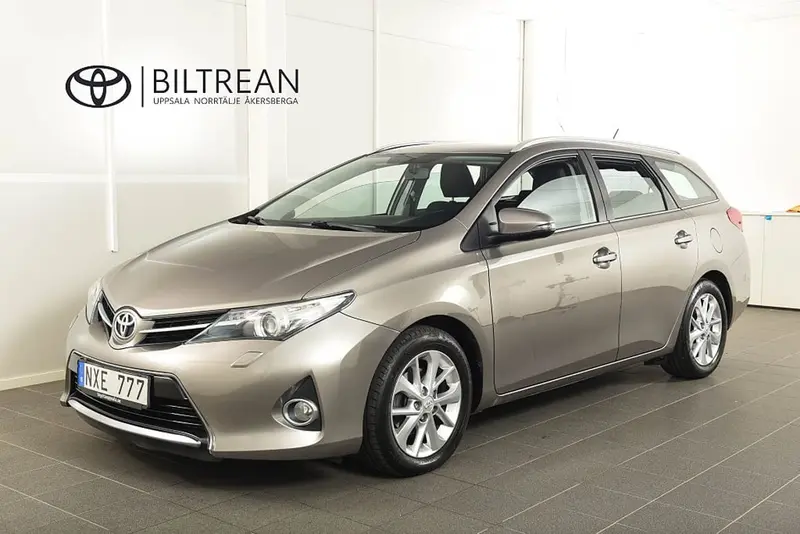 Toyota Auris 2013