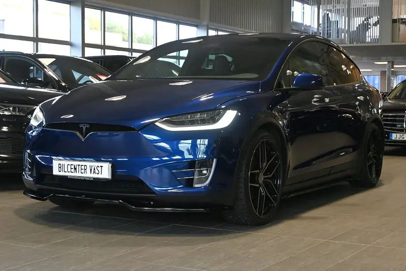 Tesla Model X 2020