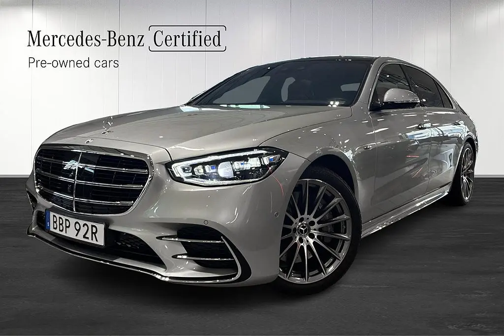 Mercedes-Benz S-Klass 2025