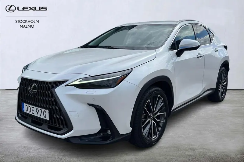 Lexus NX 2023