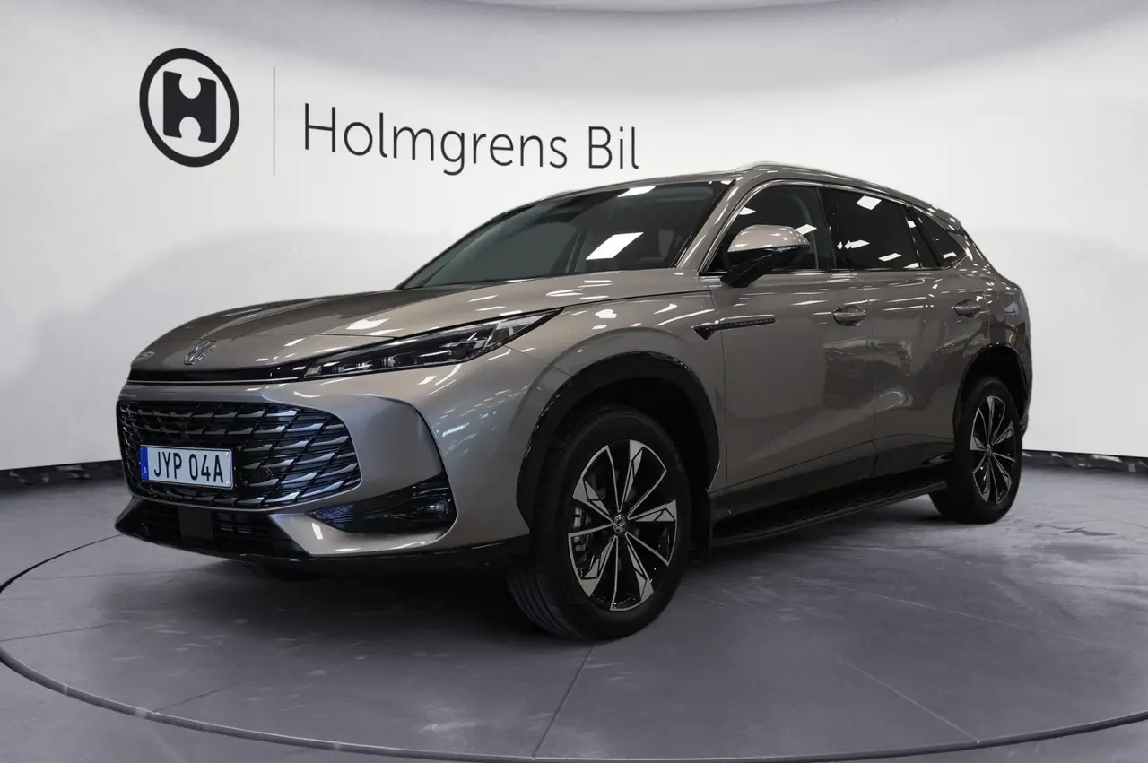 MG HS 2025