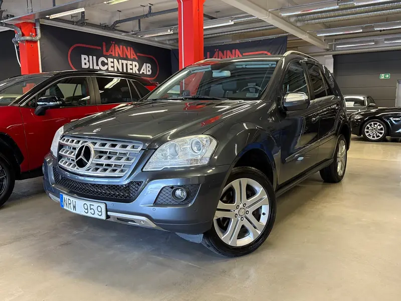 Mercedes-Benz M-Klass 2010