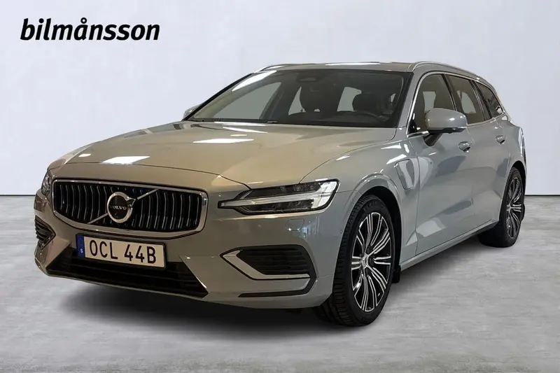 Volvo V60 2025