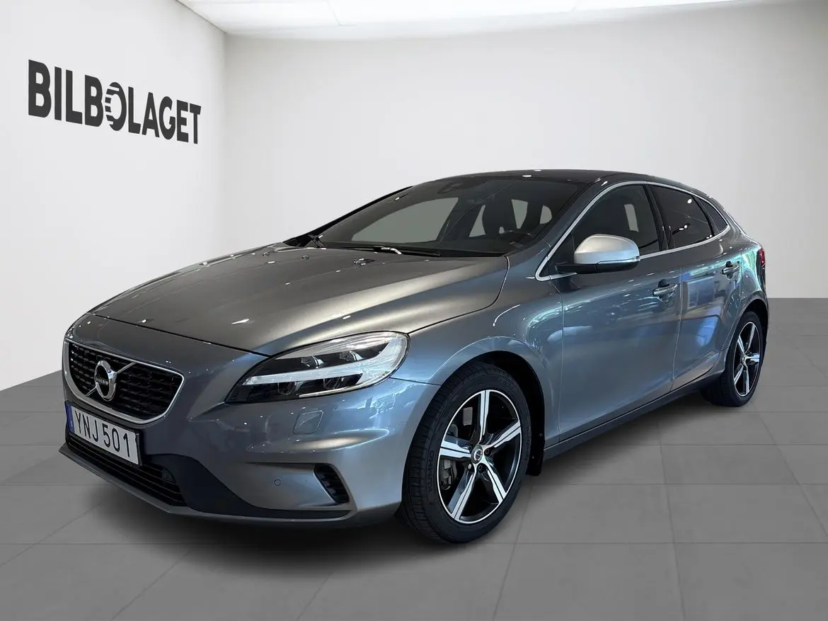 Volvo V40 2019