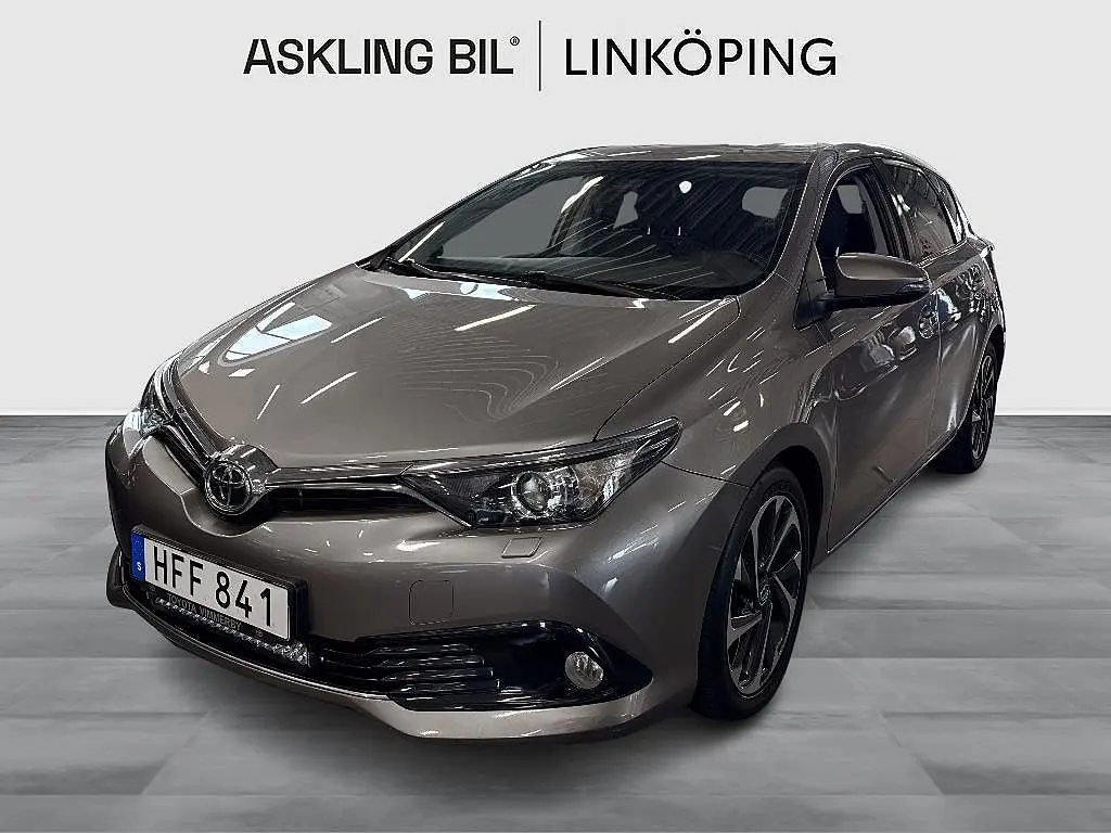 Toyota Auris 2016