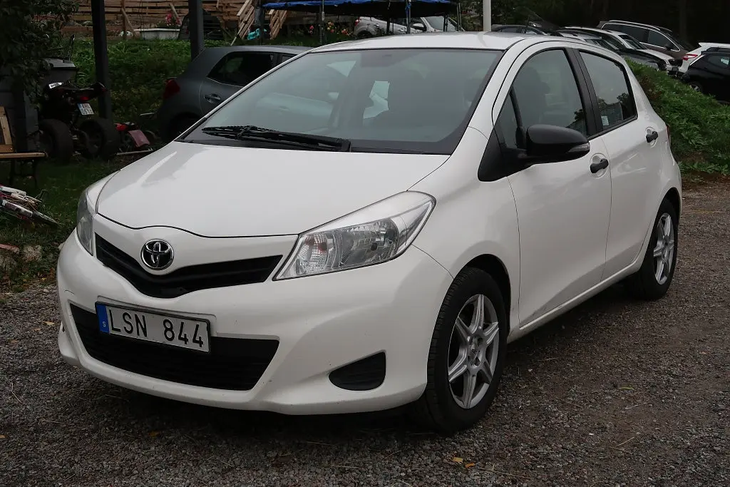 Toyota Yaris 2012