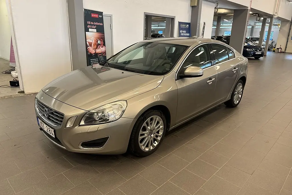 Volvo S60 2011