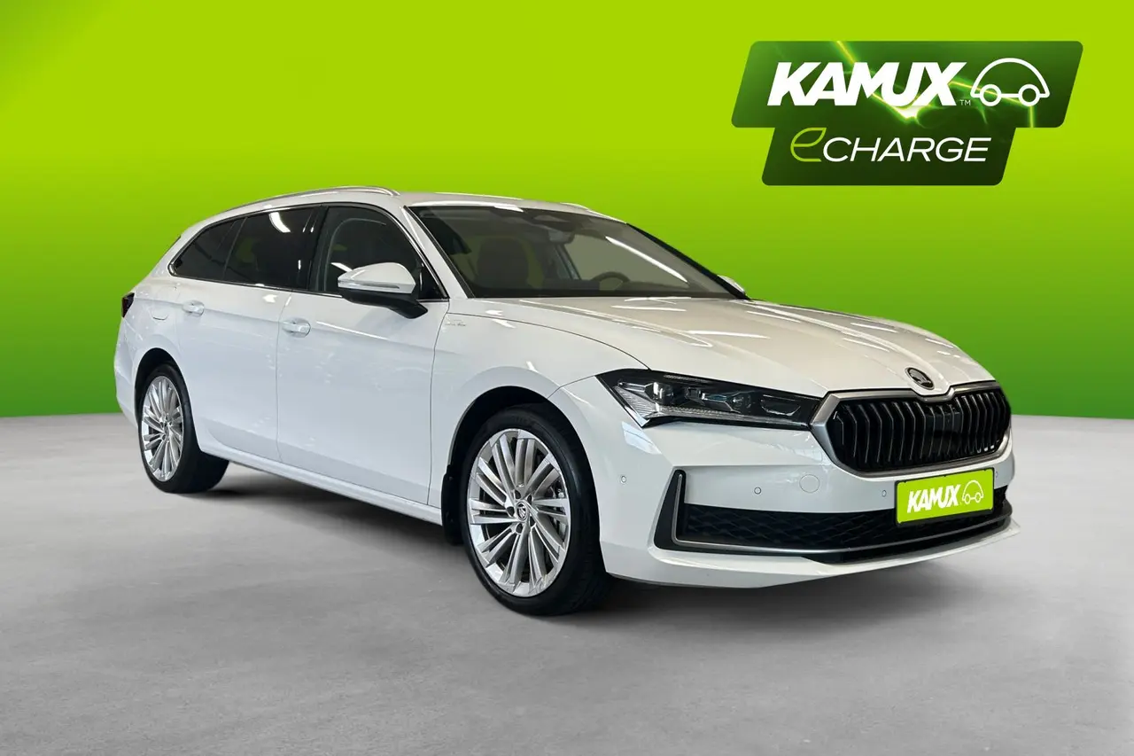 Skoda Superb 2025