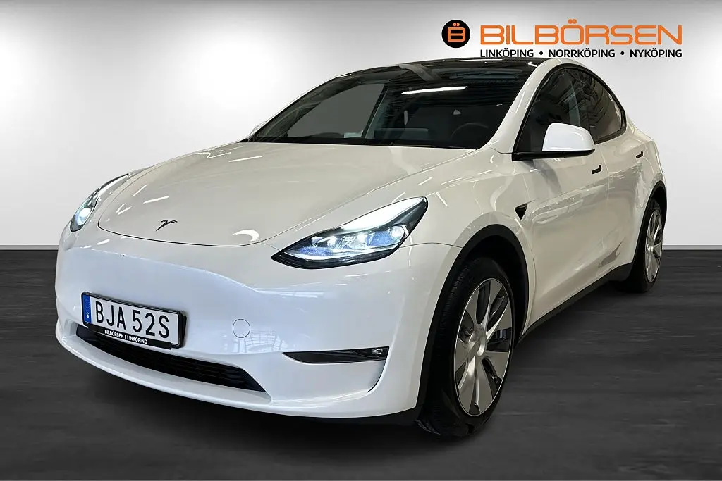 Tesla Model Y 2023