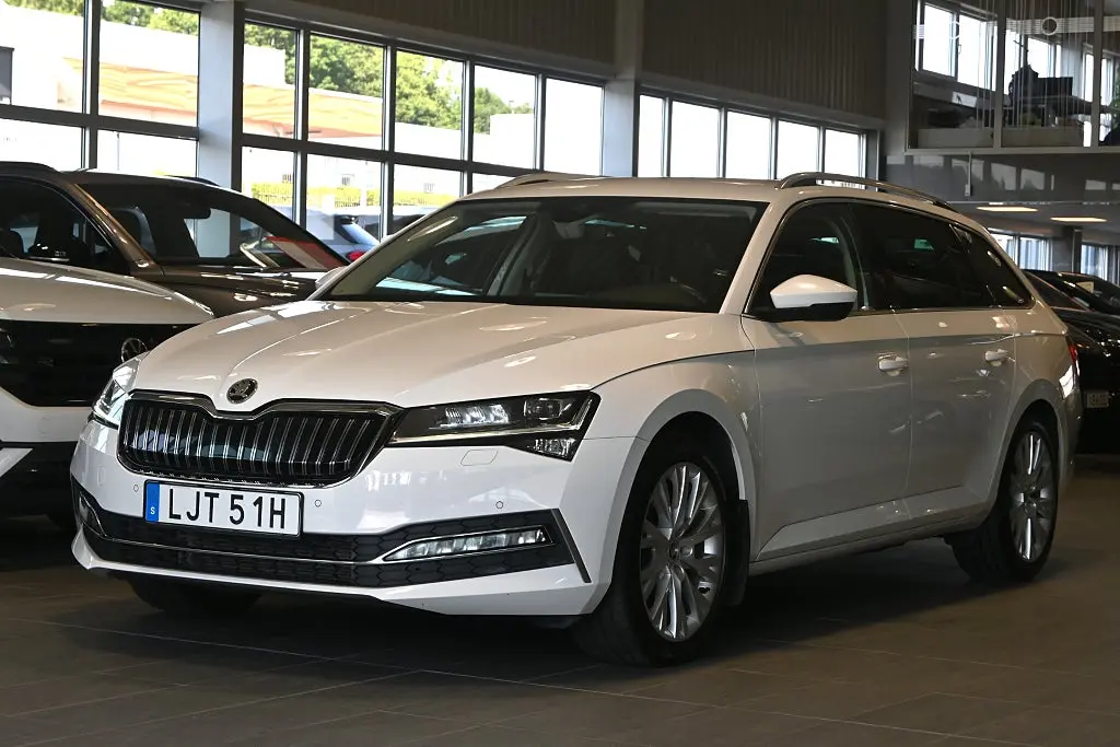 Skoda Superb 2021