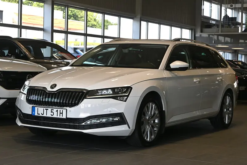 Skoda Superb 2021