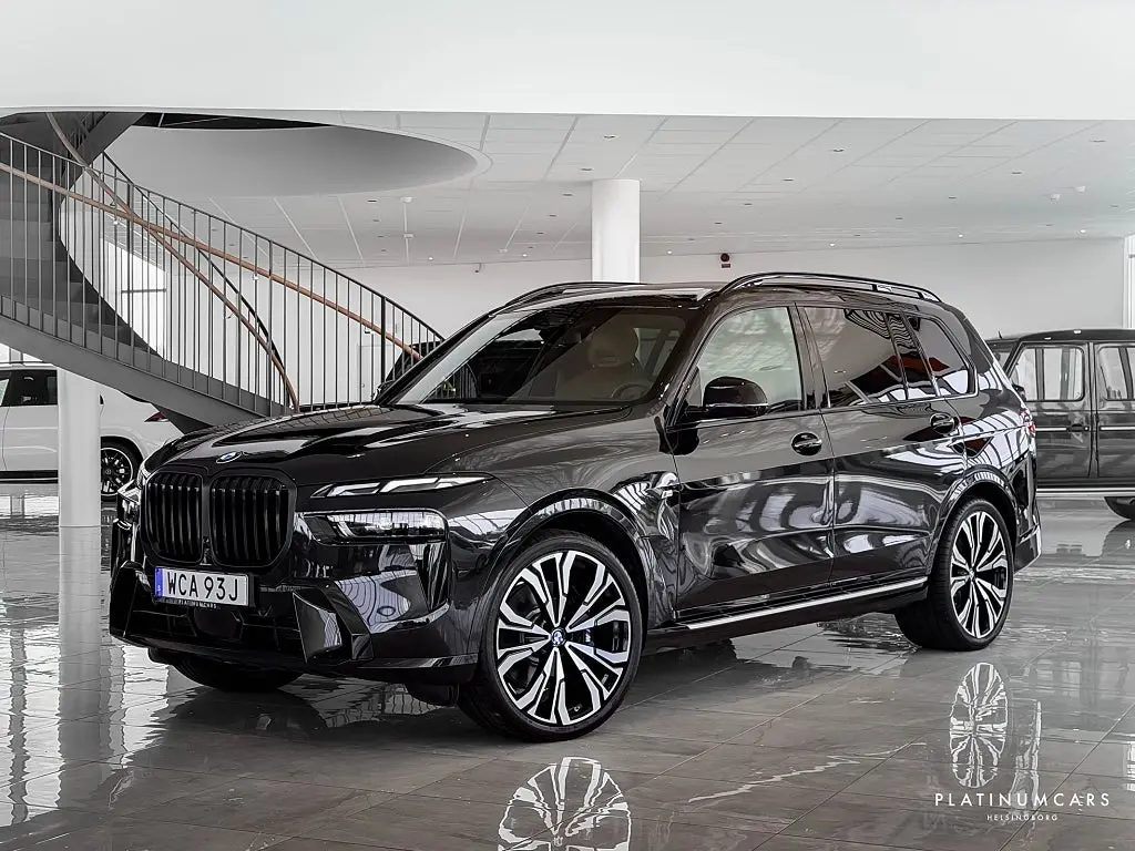 BMW X7 2025