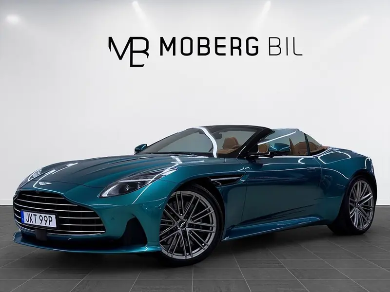 Aston Martin DB12 2024