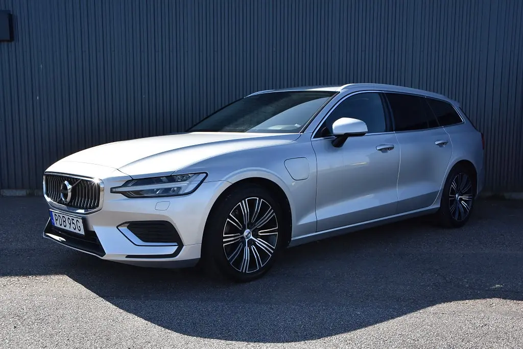 Volvo V60 2022