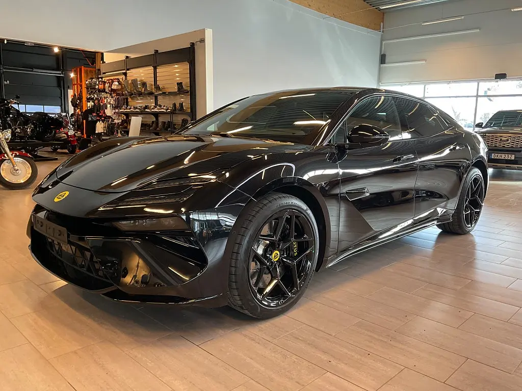 Lotus Emeya 2025