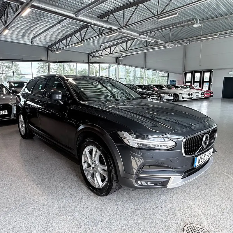 Volvo V90 2020