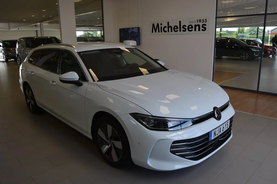 Volkswagen Passat 2024
