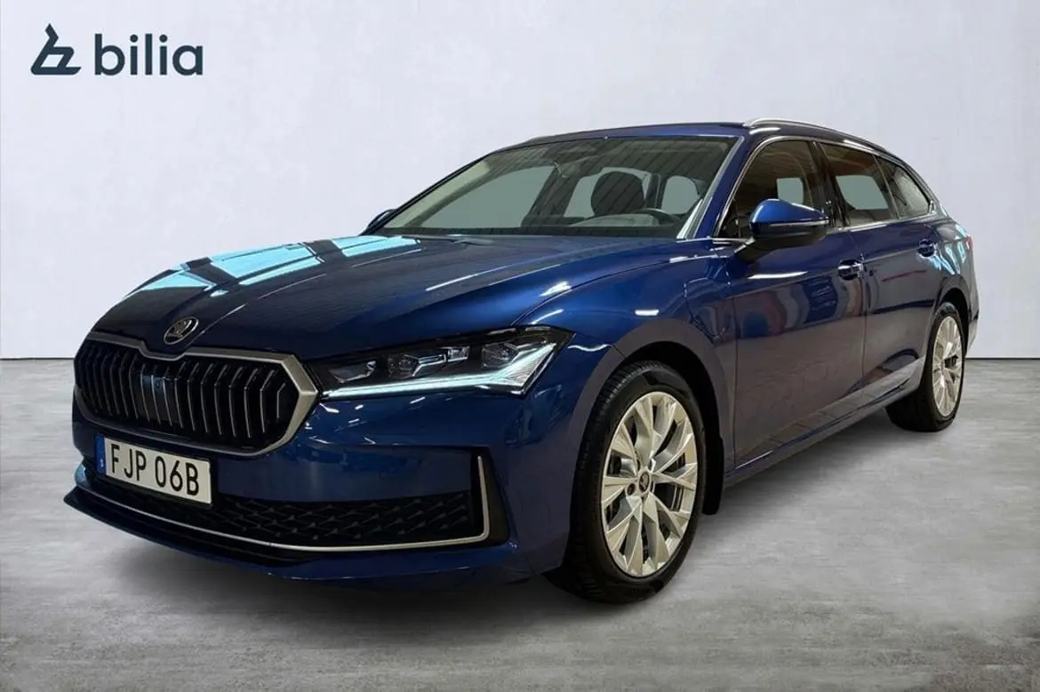 Skoda Superb 2025