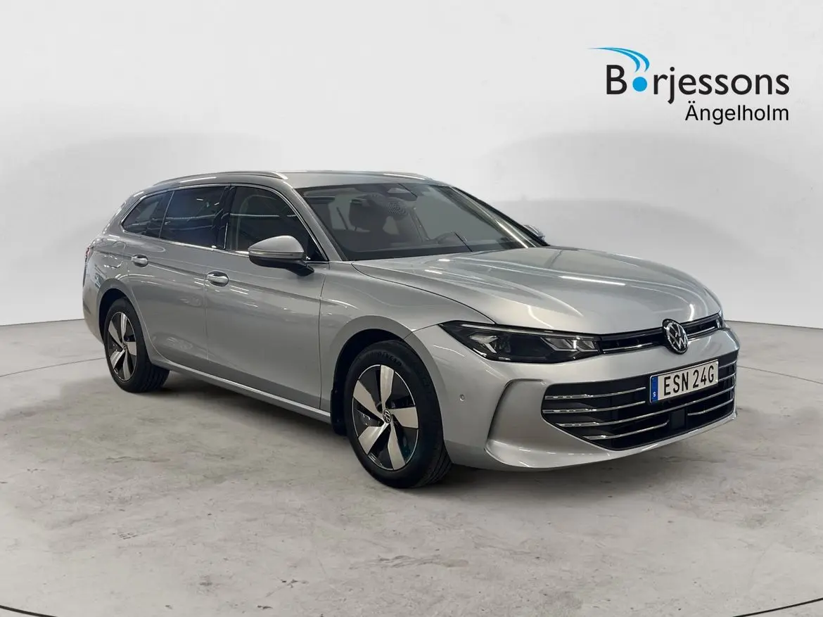Volkswagen Passat 2025