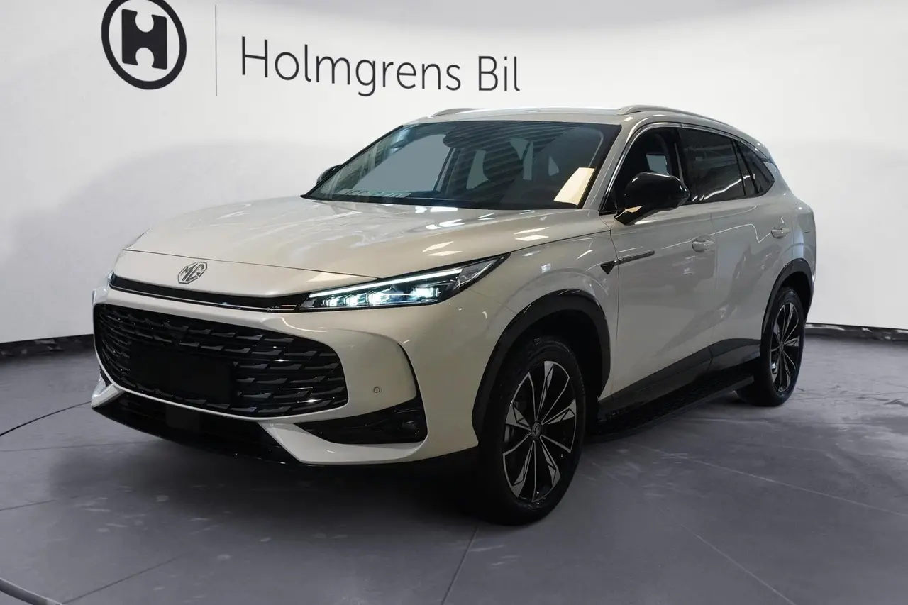 MG HS 2025