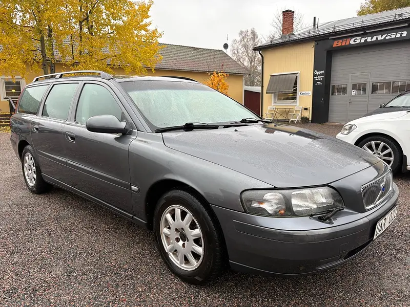 Volvo V70 2003