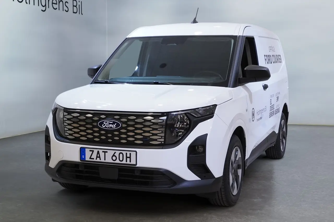 Ford Transit Courier 2026