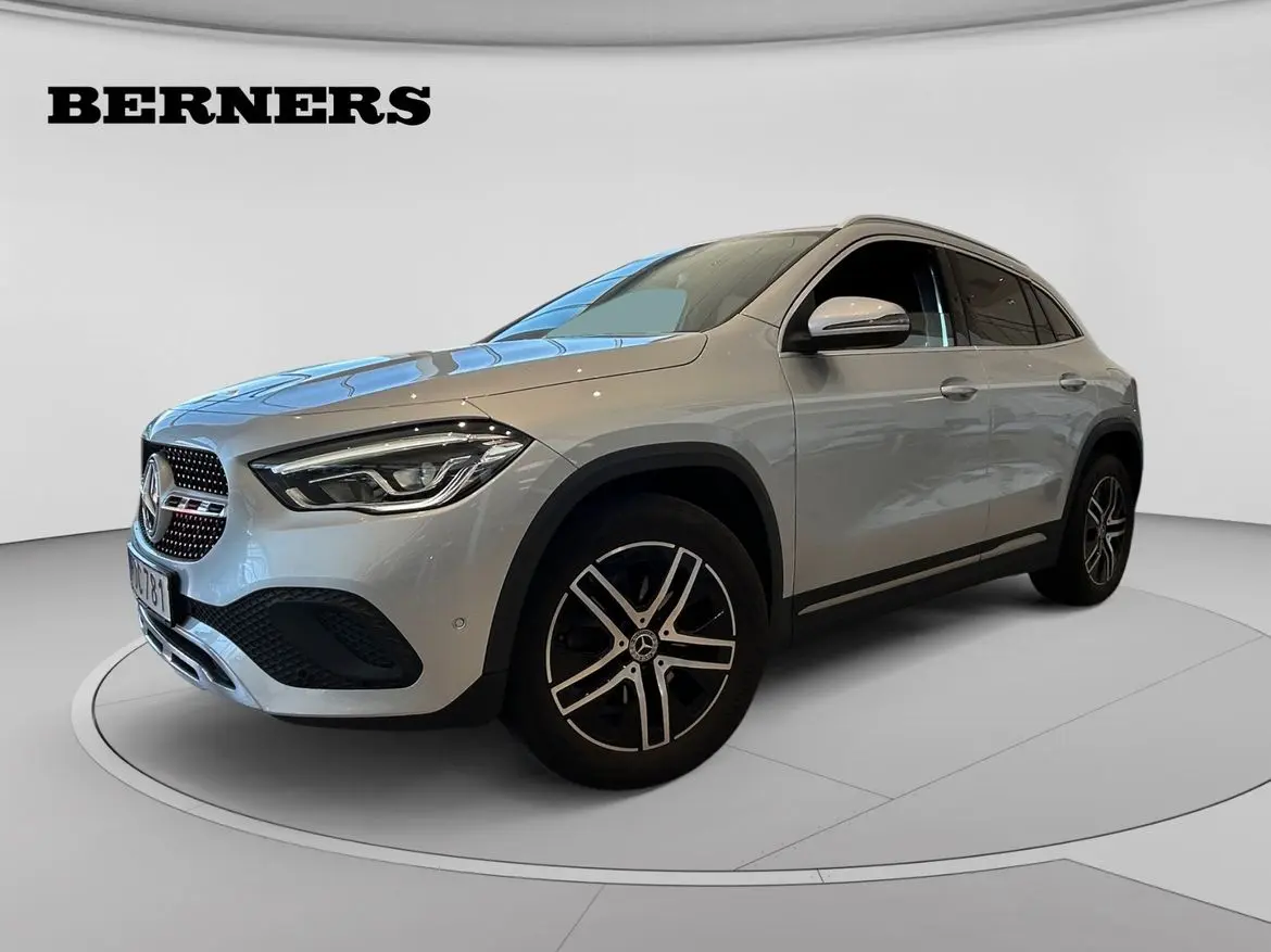 Mercedes-Benz GLA 2021