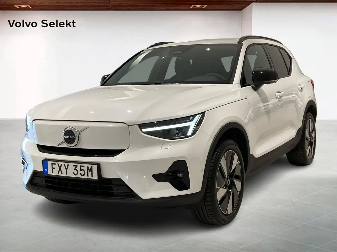 Volvo EX40 2026