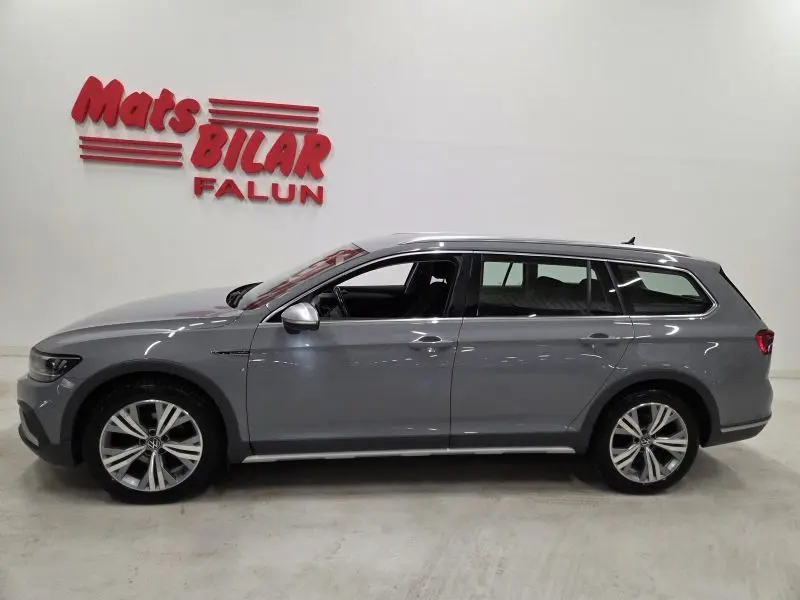 Volkswagen Passat 2023