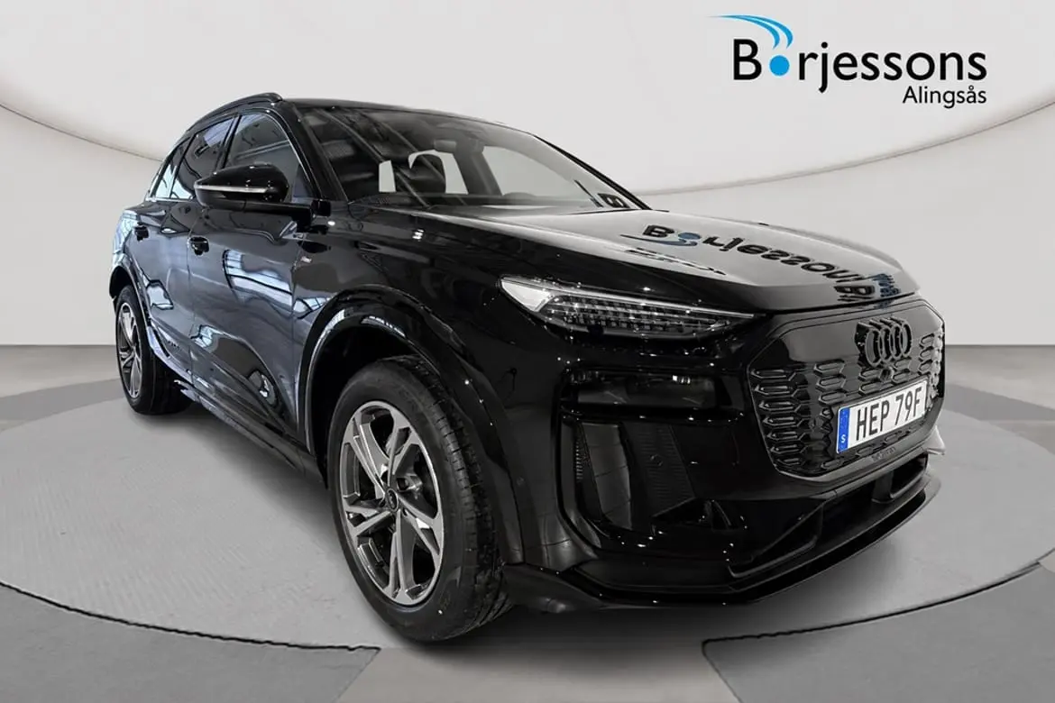 Audi Q6 e-tron 2026