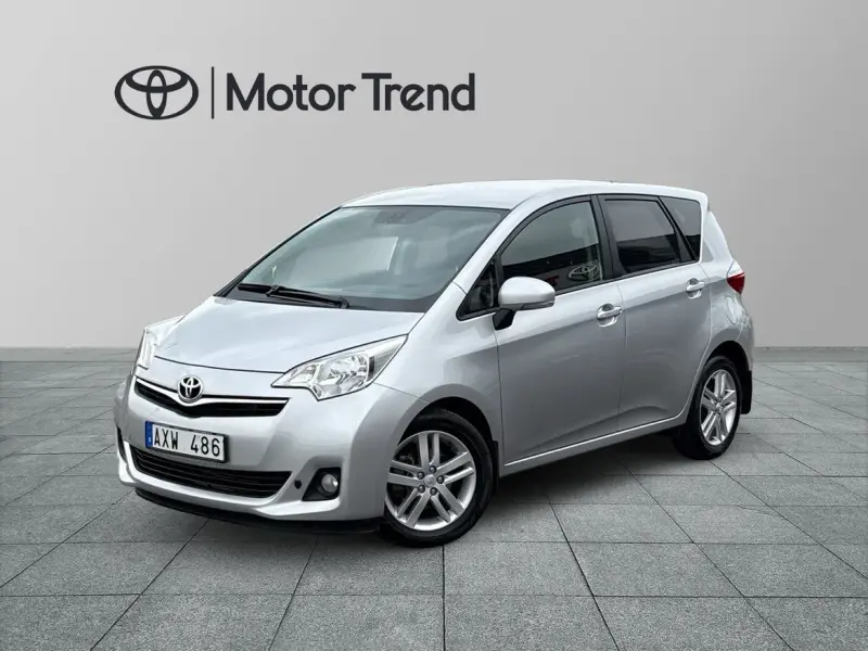 Toyota Verso-S 2012
