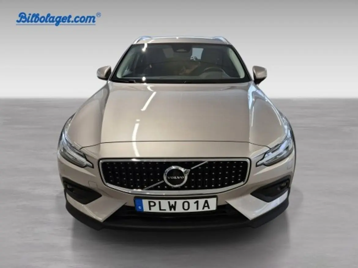 Volvo V60 2024