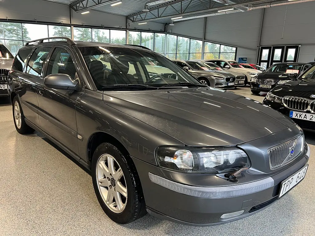 Volvo V70 2003