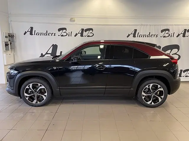 Mazda MX-30 2024