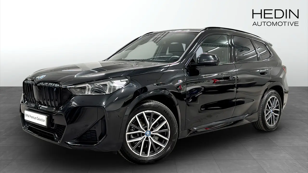 BMW iX1 2023