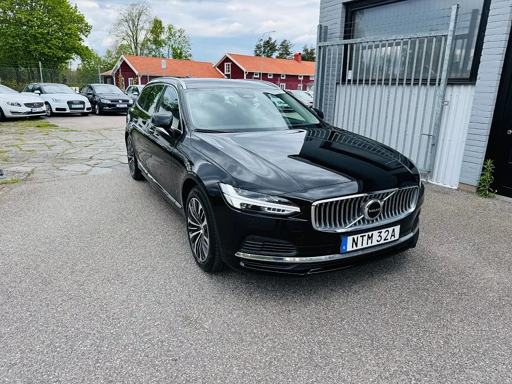 Volvo V90 2023