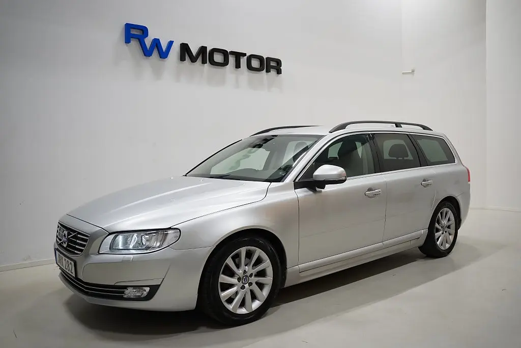 Volvo V70 2015