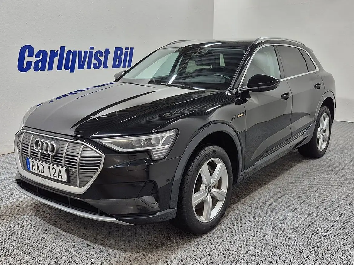 Audi e-tron 2023