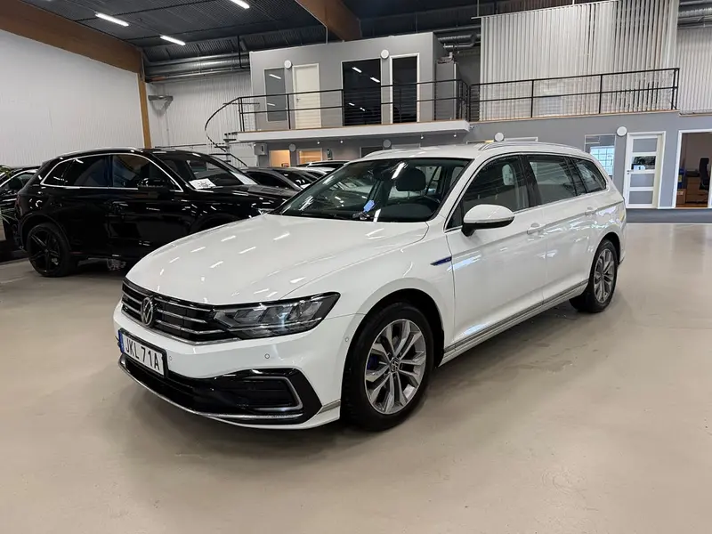 Volkswagen Passat 2021