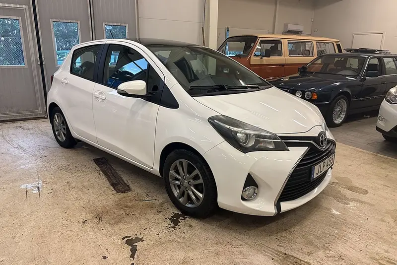 Toyota Yaris 2015