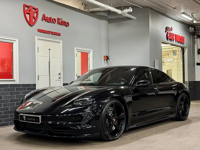 Porsche Taycan 2020