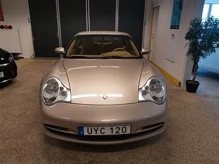 Porsche 911 2004