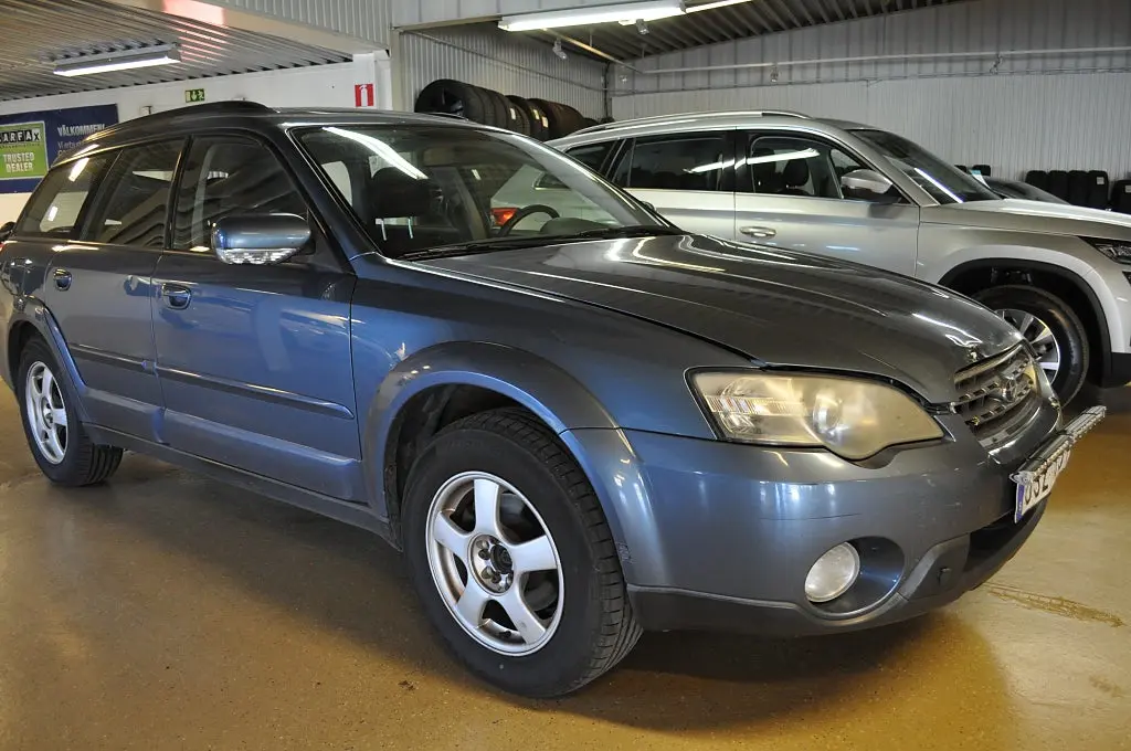 Subaru Outback 2004