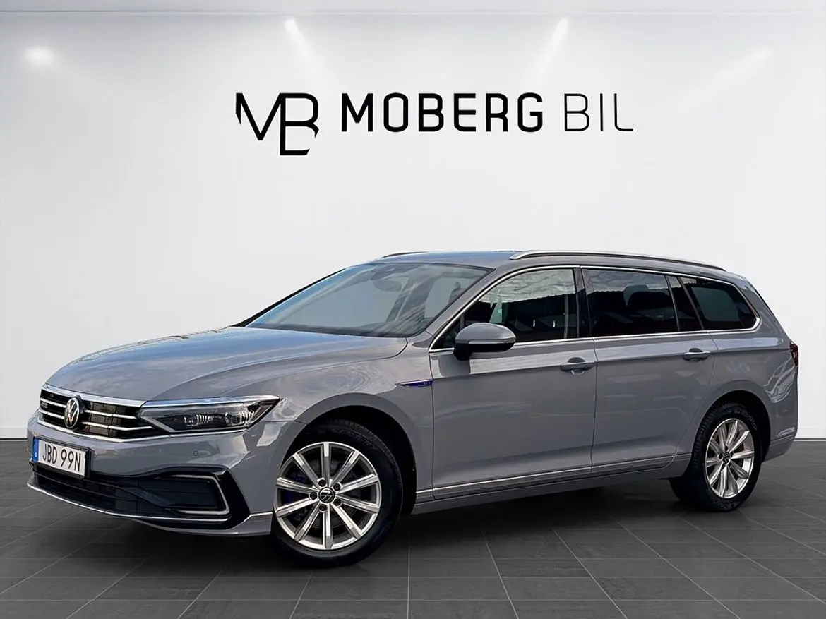 Volkswagen Passat 2023