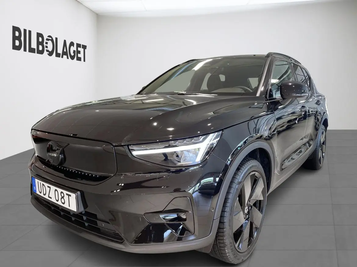 Volvo EX40 2026