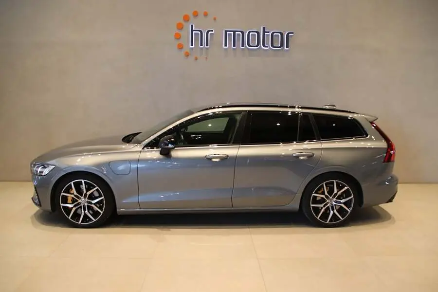 Volvo V60 2021
