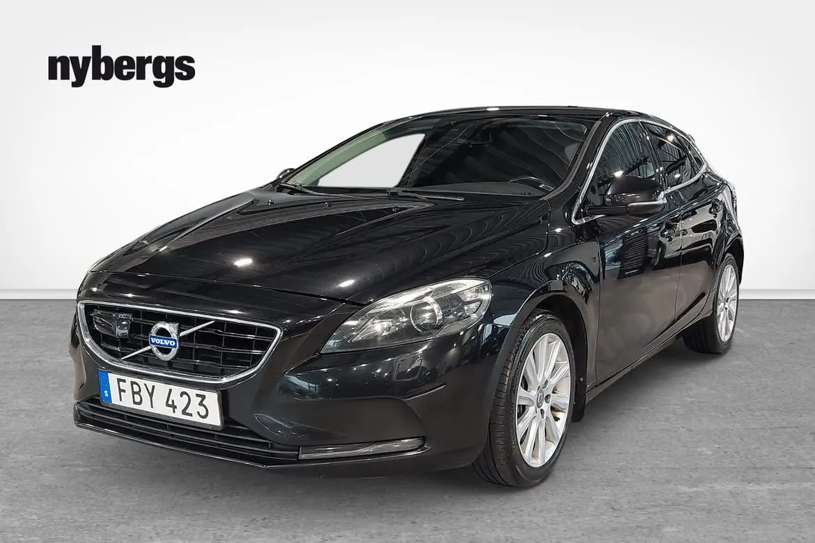 Volvo V40 2015
