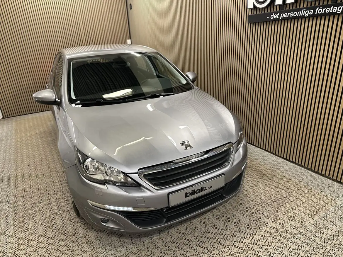 Peugeot 308 2016