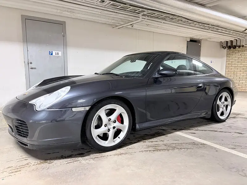 Porsche 911 2004