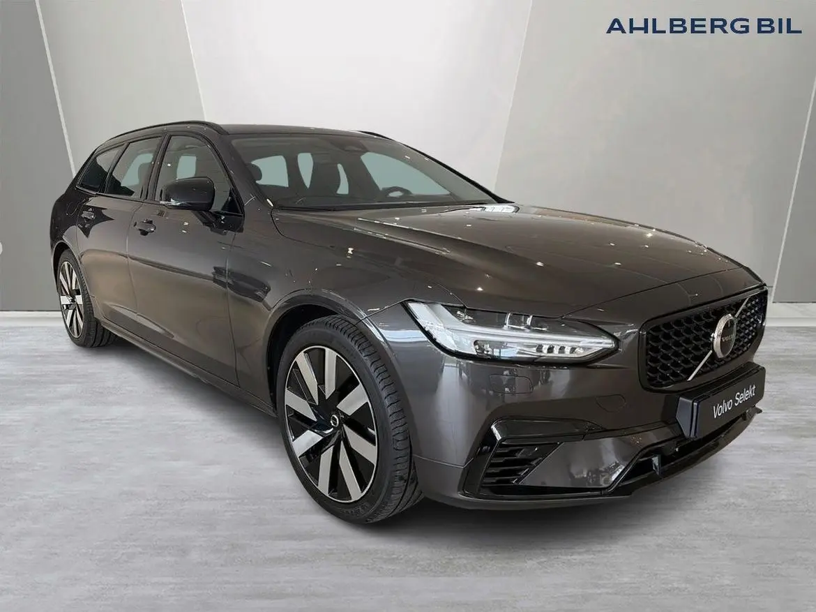 Volvo V90 2026